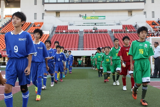 ＦＣ岐阜アカデミーU-13お披露目試合 (10).JPG