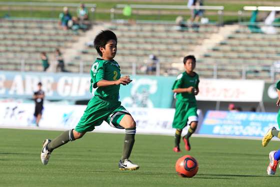 ＦＣ岐阜アカデミーU-13お披露目試合 (4).jpg