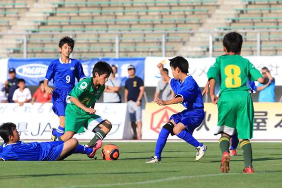 ＦＣ岐阜アカデミーU-13お披露目試合 (5).jpg